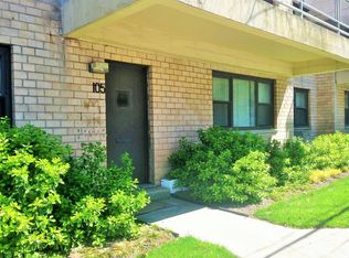 105 S Middle Neck Rd, Great Neck, NY 11021