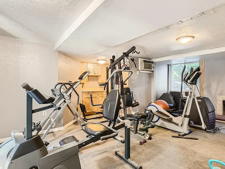 336 N Grant St #103 — Photo 8