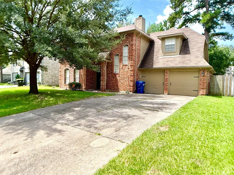 17743 Seven Pines Dr — Photo 1