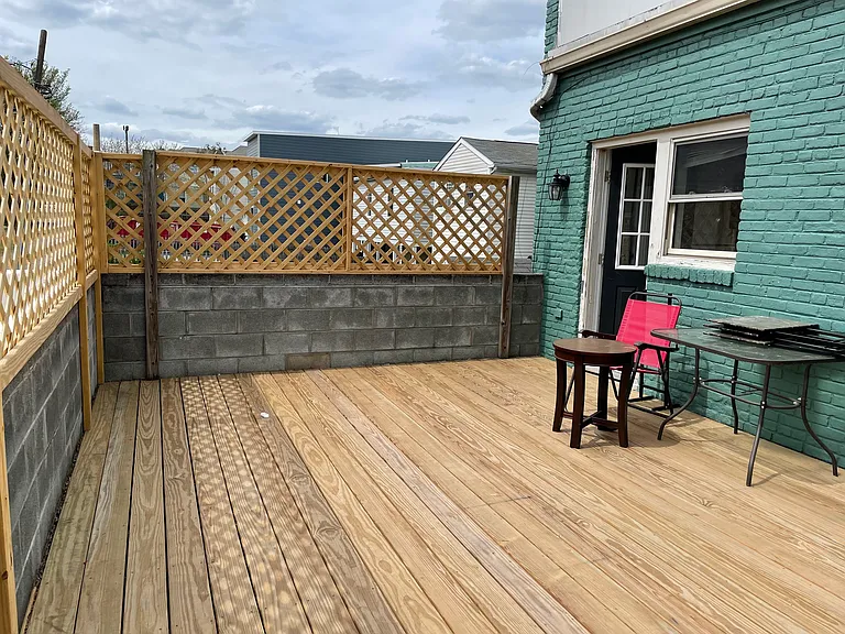916 Norton St #2 — Photo 13