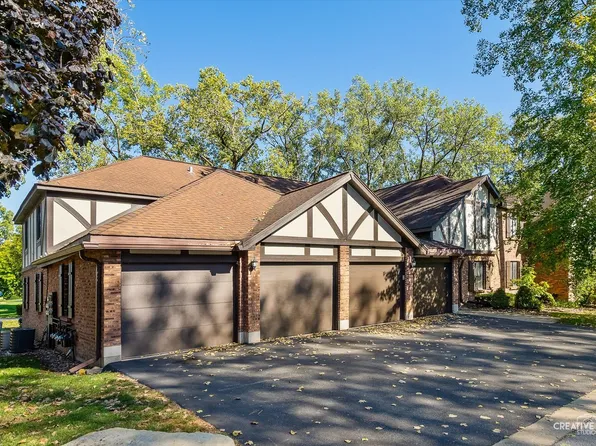 11101 Cottonwood Dr #1B, Palos Hills, IL 60465