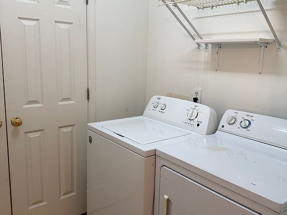 5th image of 9755 Leyland Dr Unit 3