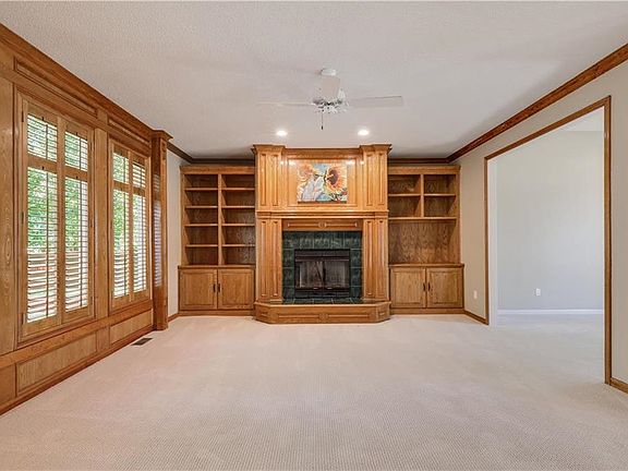 5th image of 22620 W 50th St