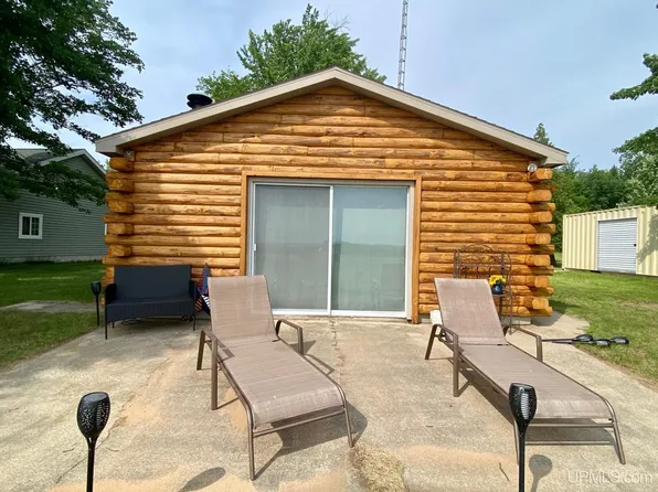 7481 Sunset Ln S #75, Rapid River, MI 49878