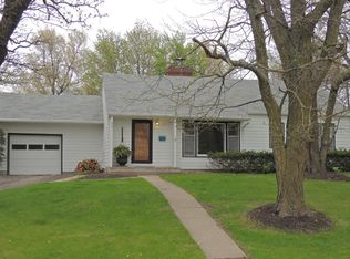 421 Lawn Ave, Maryville, MO 64468