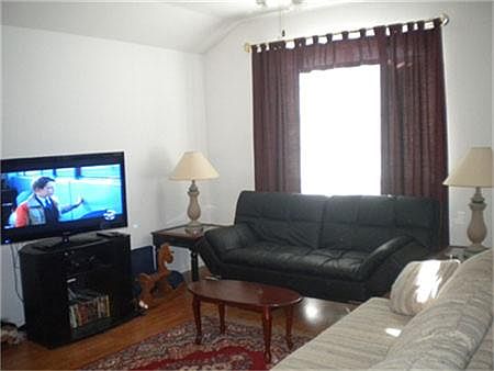 2nd image of 1720 Stewart St