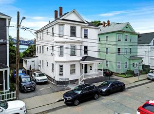 28 Meadow St, Fall River, MA 02720
