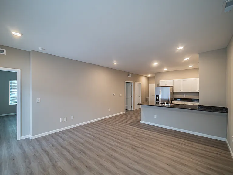 Oaks Place — Photo 18
