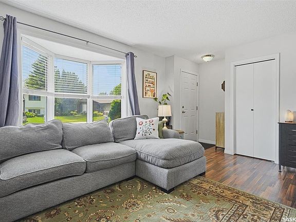 2nd image of 342 Wollaston RISE