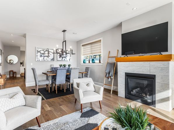 1230 Flint Ave, Langford, BC V9B 0T9