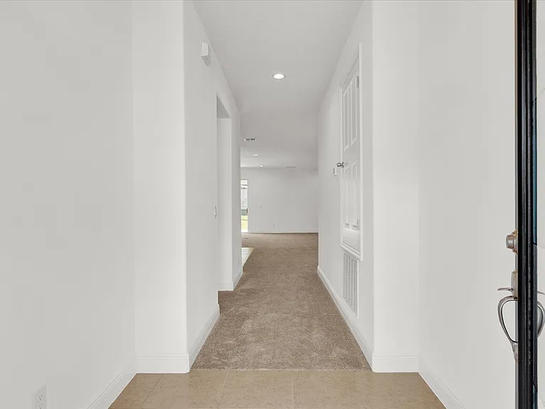 7819 Syracuse Dr — Photo 21