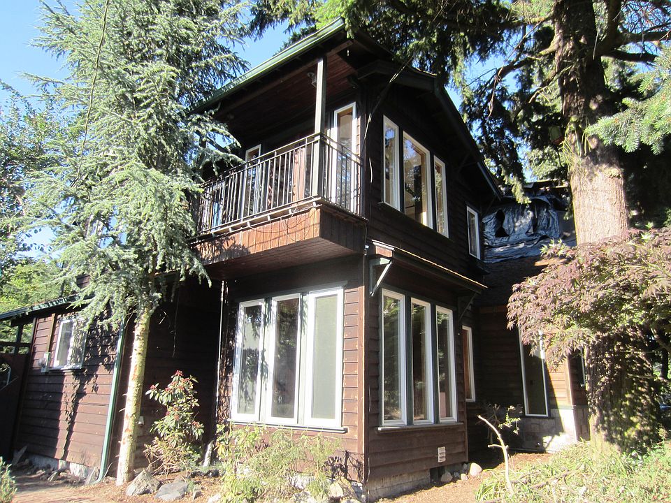 1st image of 1520 NE 107th St