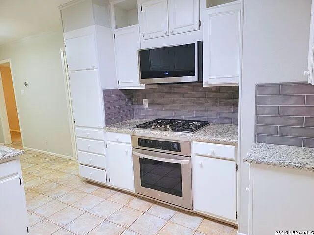 3 bed, 2.0 bath, 1734 sqft, $2,000 — Photo 3