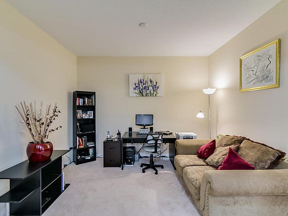 5th image of 6429 Van Ness Dr
