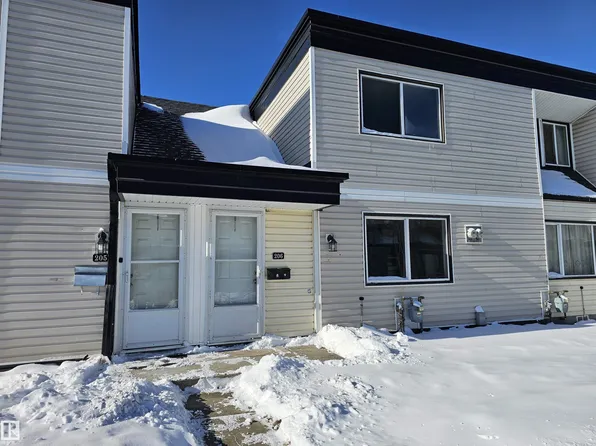 11421 34th St NW #206, Edmonton, AB T5W 5J7