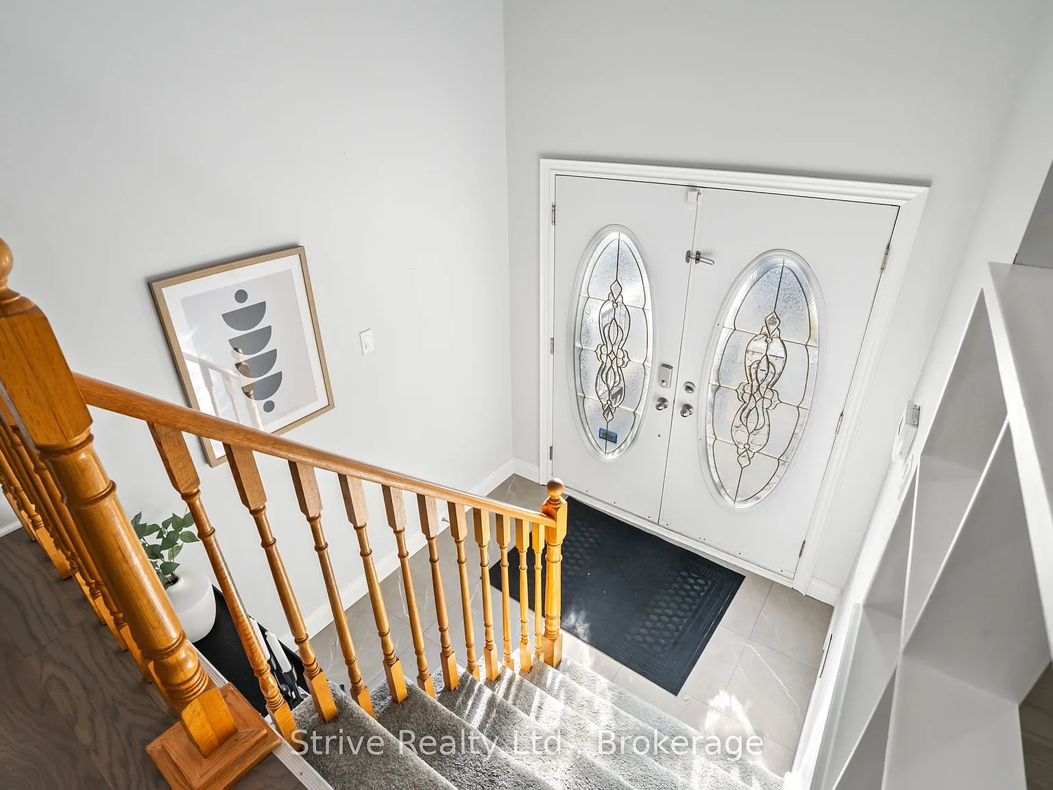 3 bed, $2,990 — Photo 3