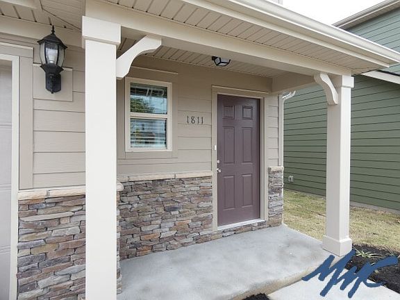 2nd image of 1811 Cicero Dr