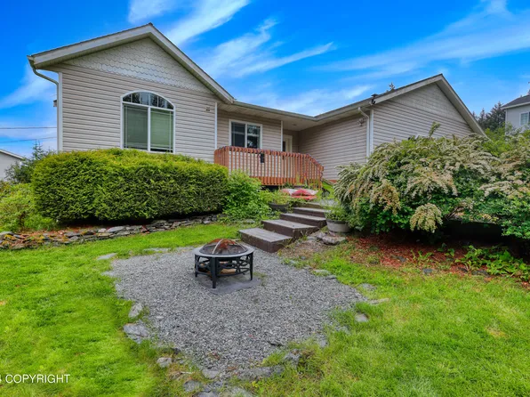 2030 Beaver Lake Dr, Kodiak, AK 99615