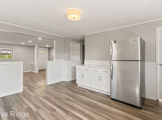 147 Amabell St, Pittsburgh, PA 15211