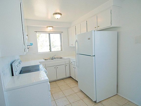 5th image of 5337 Groveland Dr APT 3