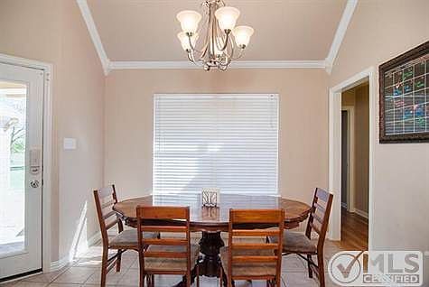 5th image of 2733 Comanche Moon Dr