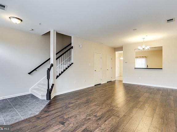 4th image of 6505 Wiltshire Ct #202