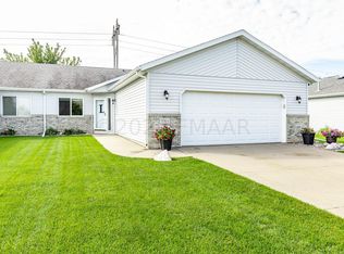 4304 46th Ave S, Fargo, ND 58104