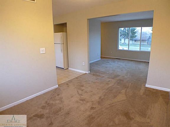 4th image of 4125 Glenburne Blvd