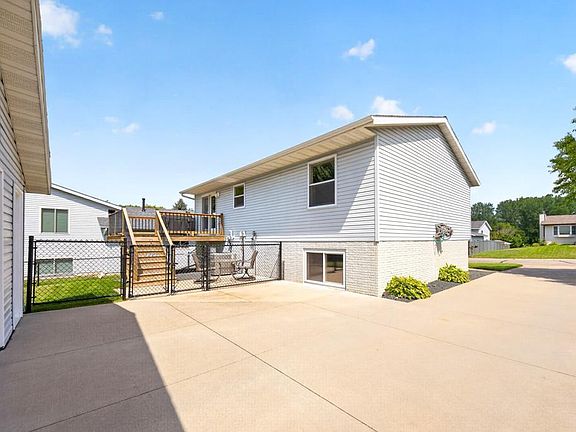 2nd image of 5113 19 1/2 Avenue Ln NW