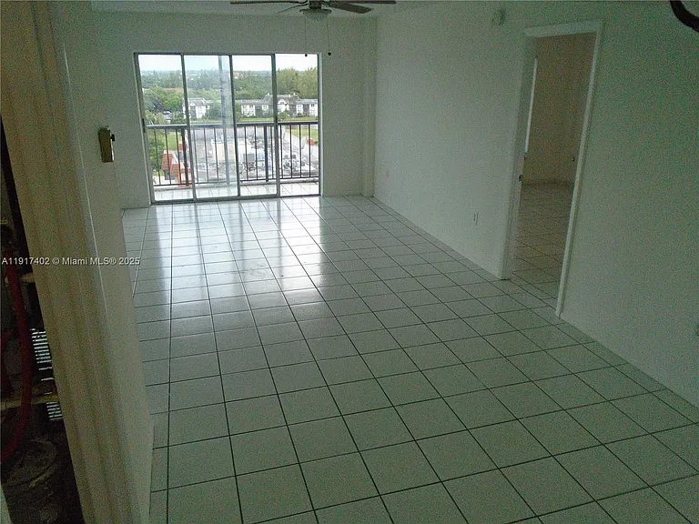 4174 Inverrary Dr #1004 — Photo 7