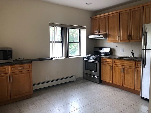 2nd image of 3 Sherman Ave APT 6