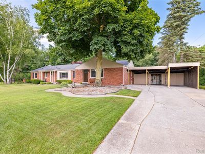 2151 Arlington Rd, Columbus, MI, 48063
