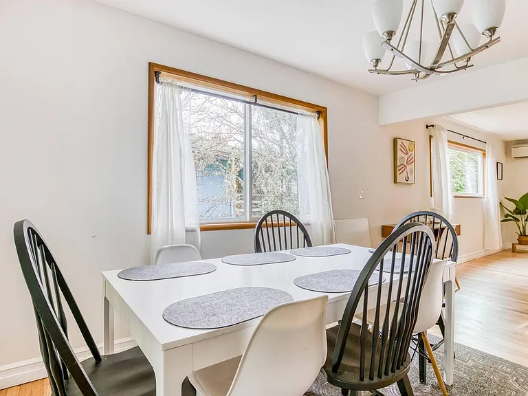 3131 SW Sherwood Pl — Photo 36