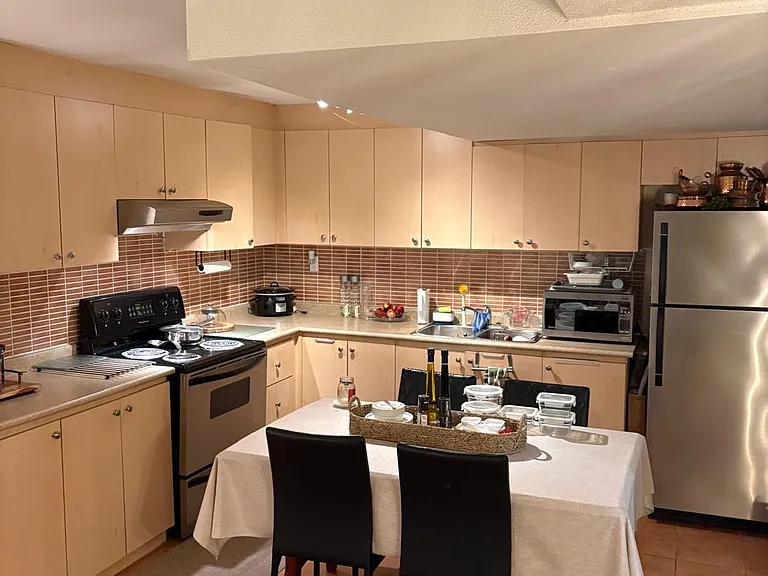 6739 Tattinger Ave #BASEMENT — Photo 7