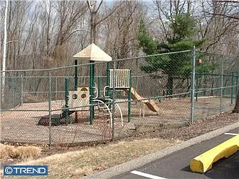 Oakwood Ter — Photo 16