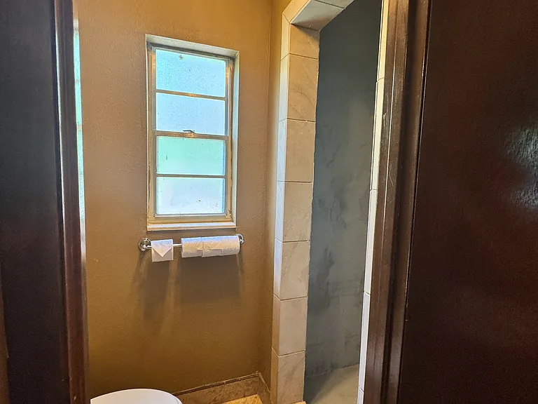 3275 S Indiana Ave — Photo 19
