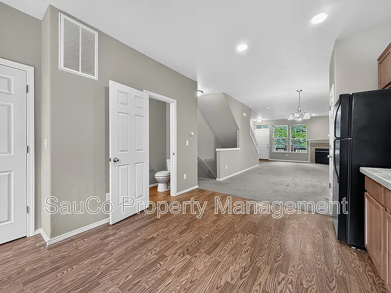 1419 NE Lockheart Ln #1 — Photo 11