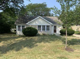 4606 Main St, Lisle, IL 60532