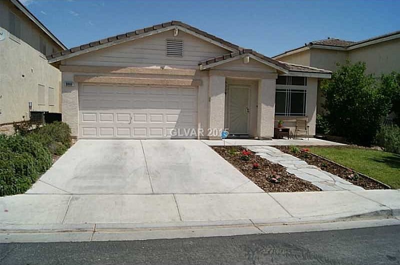 1st image of 9866 Erins Grove Ct