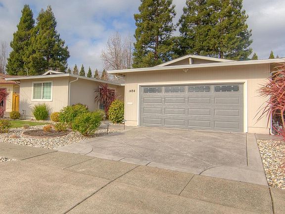 3rd image of 1484 Sumner Avenue
