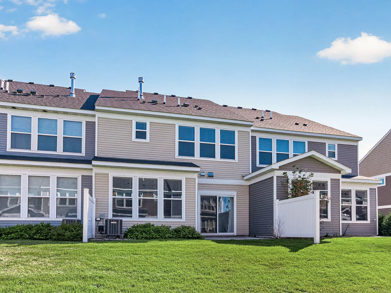 4810 Airlake Dr — Photo 4