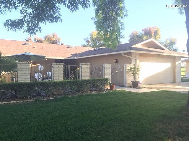 1st image of 10305 W Willowbrook Dr