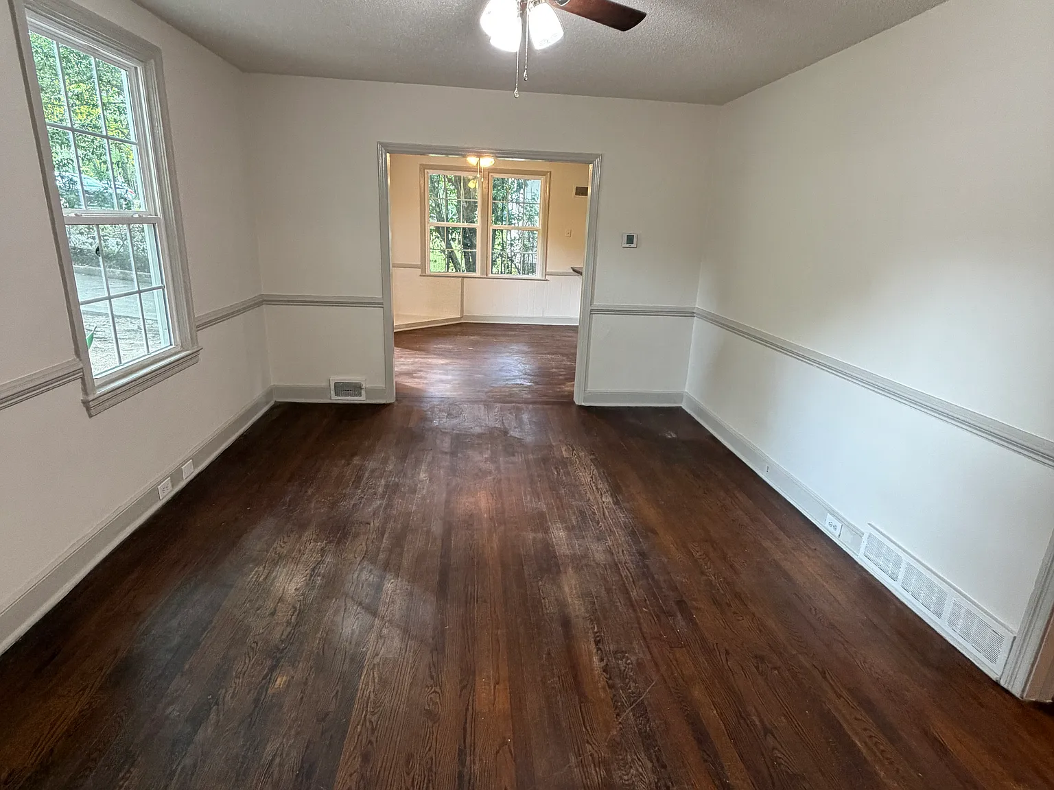 3 bed, 1.5 bath, 1118 sqft, $2,000 — Photo 3