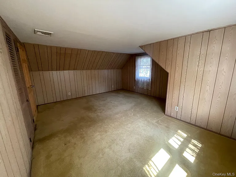1760 Slocum St — Photo 9