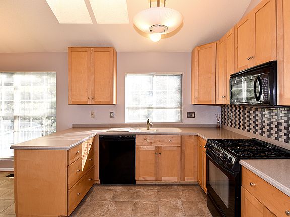 4th image of 6803 Woodstone Pl