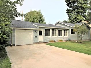 5700 Davis Dr, Mentor On The Lake, OH