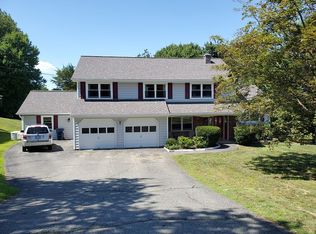 43 McNair Dr, Mahopac, NY 10541