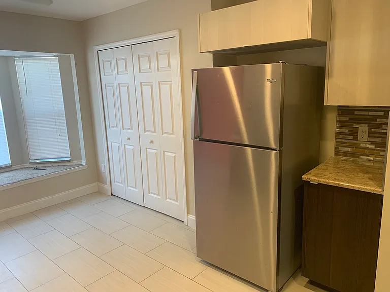 3206 Parkside Ct — Photo 7