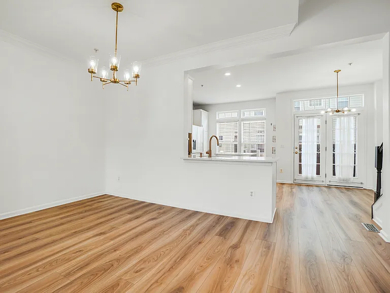 3603 Madison Ln — Photo 10