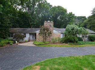 54 Redfern Dr, Youngstown, OH